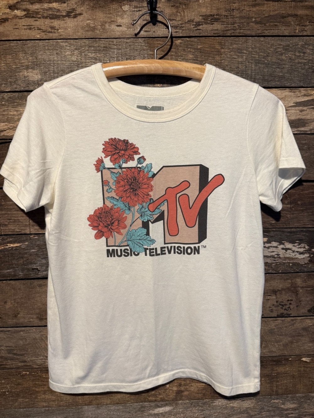 💰BOGO FREE MTV Floral Logo T Shirt Top - Picture 4 of 5